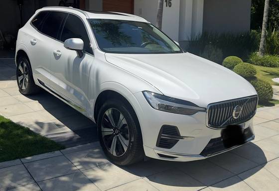 VOLVO XC60 2.0 T8 RECHARGE PLUS AWD GEARTRONIC